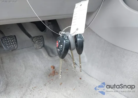 2007 Toyota Camry Le z USA, uszkodzony, nr VIN 4T1BE46K87U153654